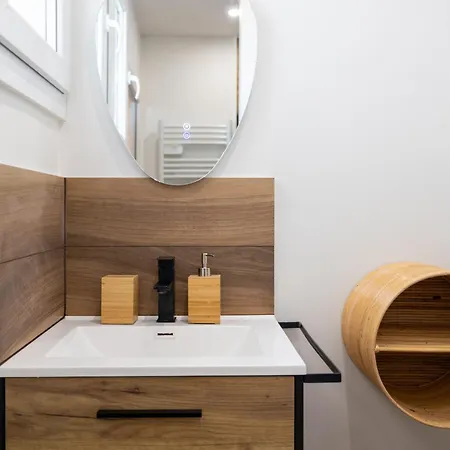 Place To - Bord De Croisette Apartman *