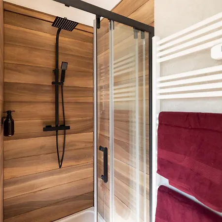 Place To - Bord De Croisette شقة