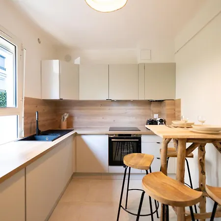 Place To Beach - Bord De Mer Croisette Apartment *